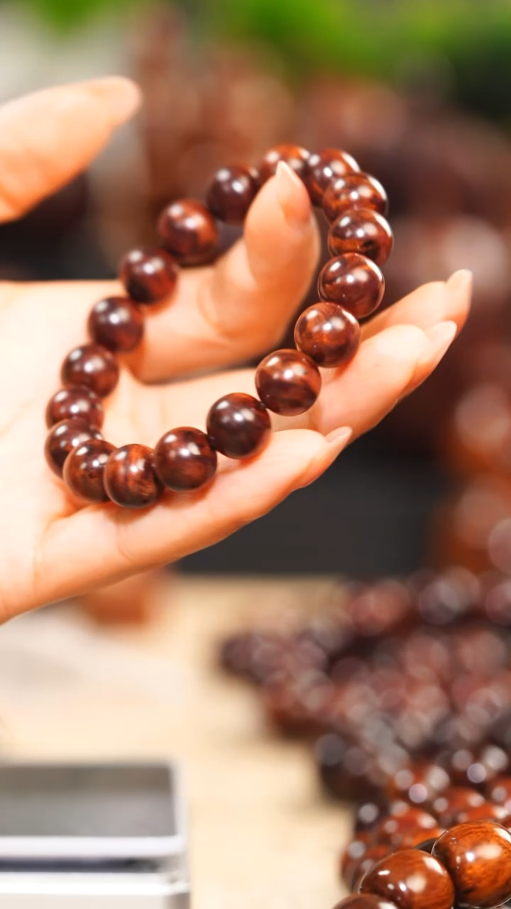 手串/手链黄花梨/降香黄檀海南黄花梨老料紫褐色留疤1.2单圈