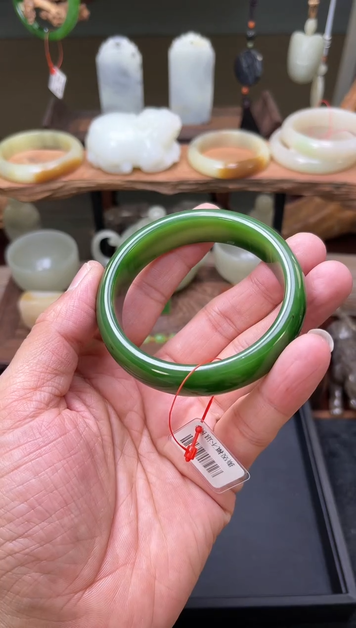 【闪购商品】和田玉手镯未镶嵌俄七碧玉 59+圈9002003