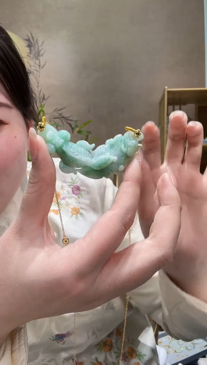 【闪购商品】翡翠颈饰未镶嵌吊坠