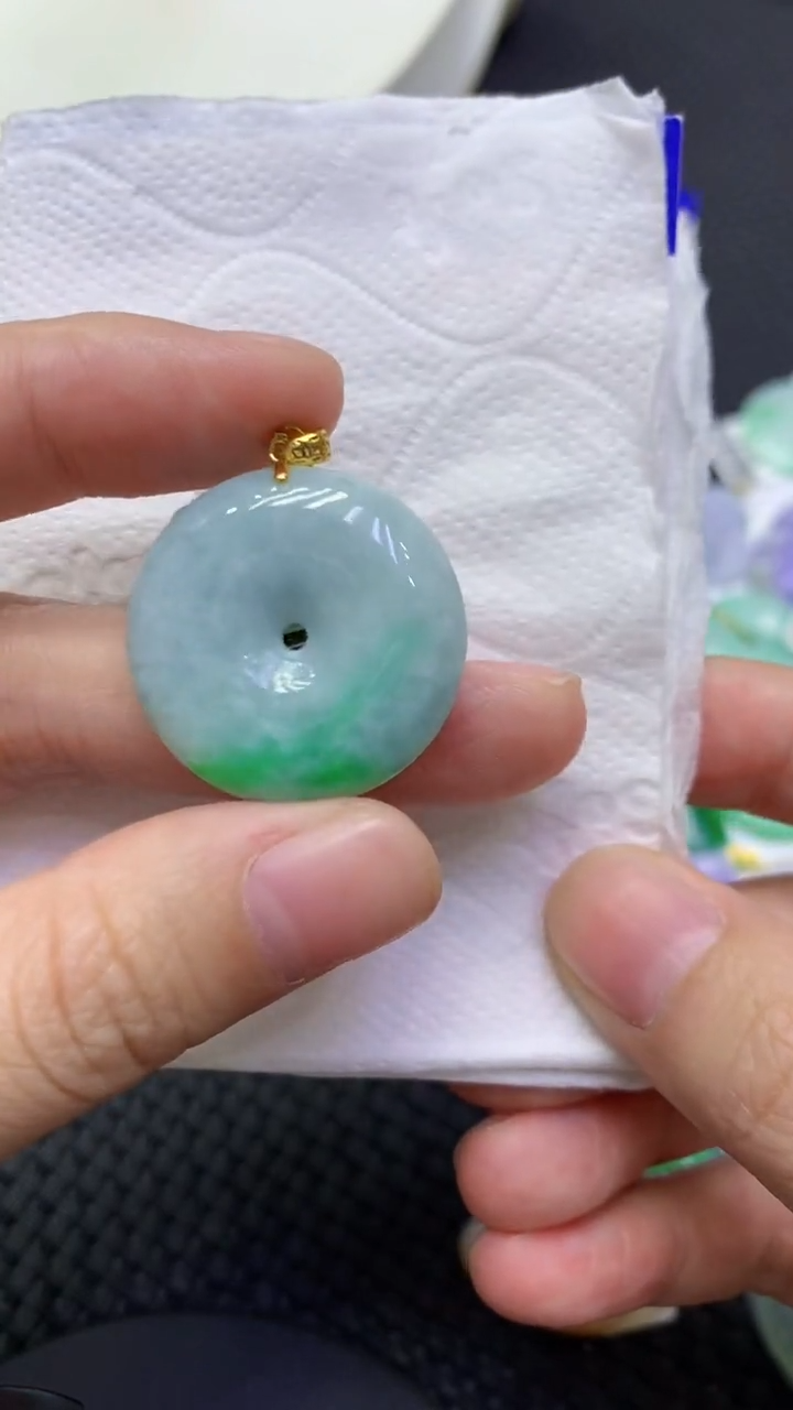 颈饰未镶嵌翡翠天然缅甸翡翠A货