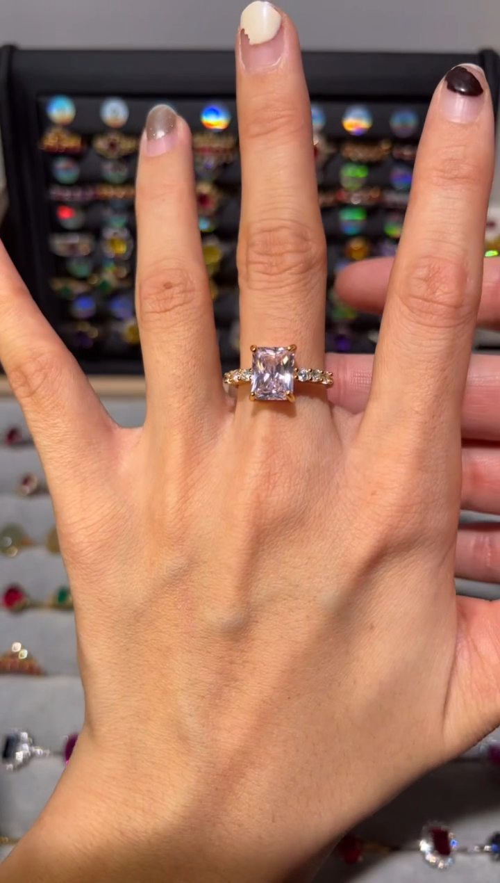 【闪购商品】方柱石法式风开口戒银S925镶嵌15634512.026