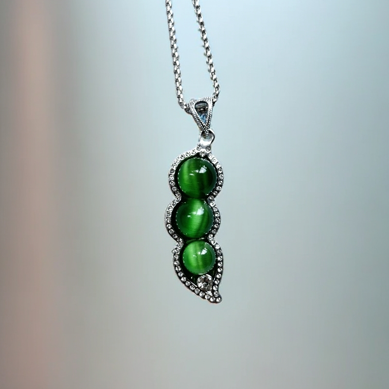 B125-精品时尚国际奢饰瑰宝绿色豆子吊坠配礼盒配链子
