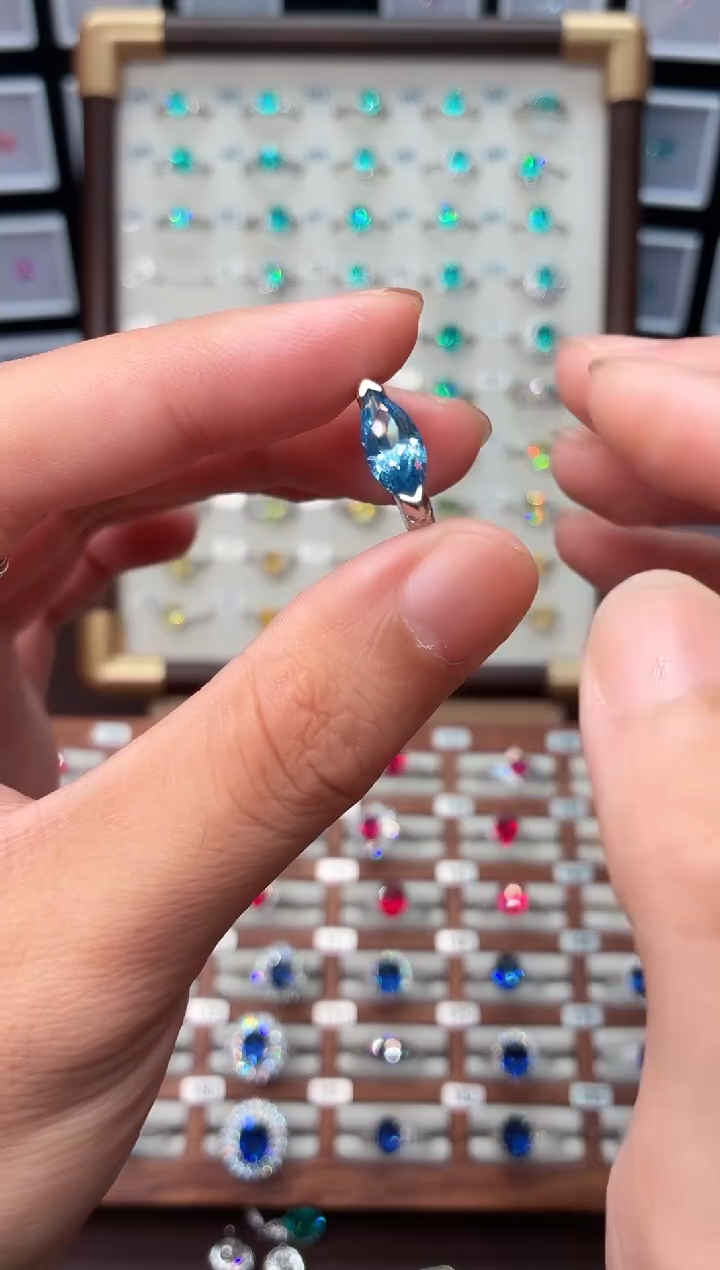 银S925镶嵌戒指海蓝宝石111111