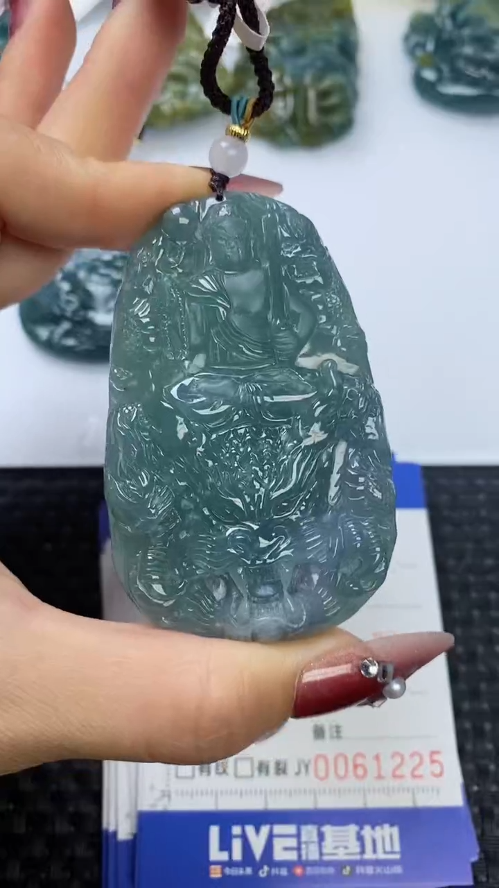 【闪购商品】翡翠颈饰未镶嵌1111111111111111