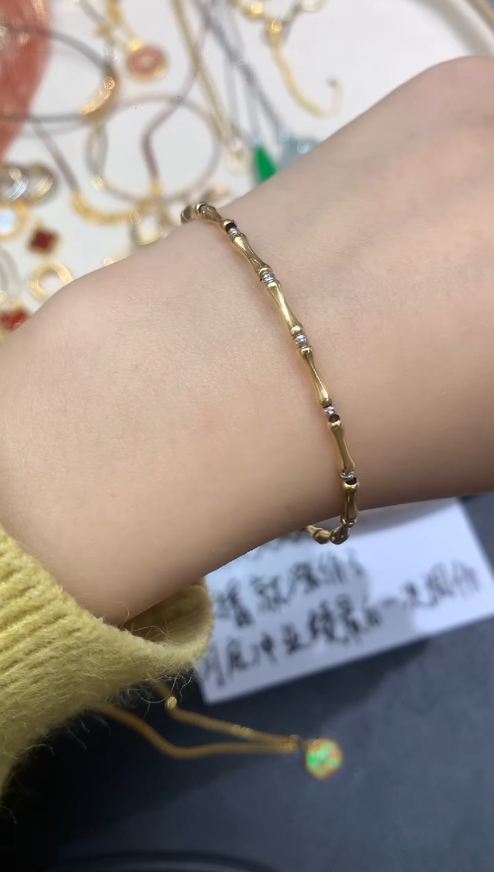 手镯18K金手镯A28|1180