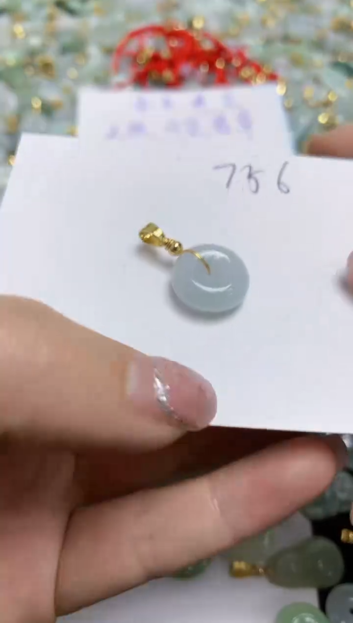 【闪购商品】翡翠颈饰合金天然翡翠A货