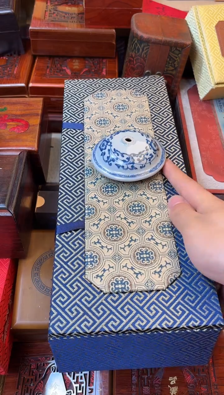 瓷片——————————————玛瑙手串+108