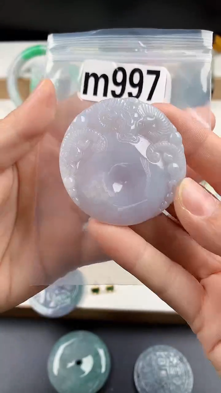 颈饰未镶嵌翡翠天然翡翠吊坠挂件