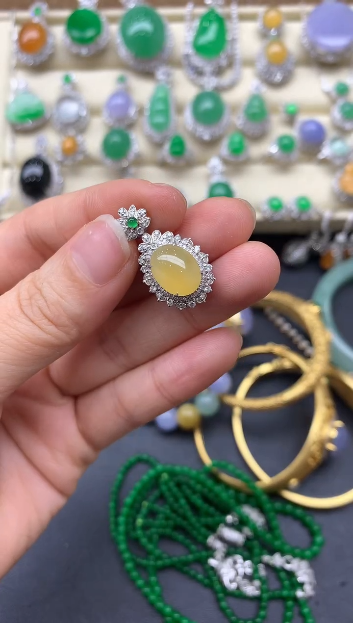 翡翠18K金镶嵌颈饰495-中国好珍宝