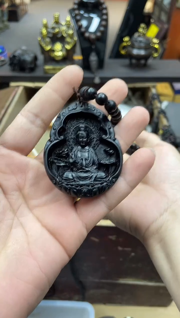 【闪购商品】大叶紫檀（黑酸枝木类） 