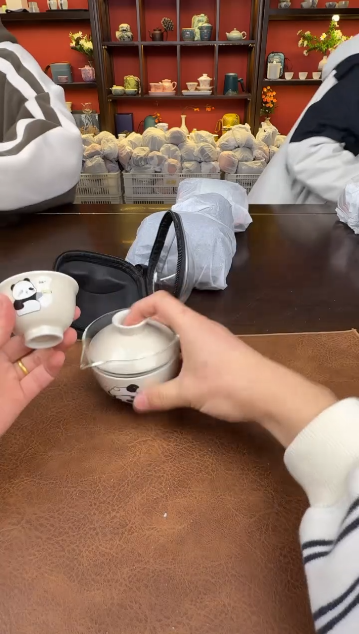 【闪购商品】熊孩子11111111111111