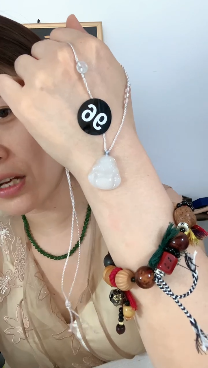 和田玉未镶嵌颈饰佛公3