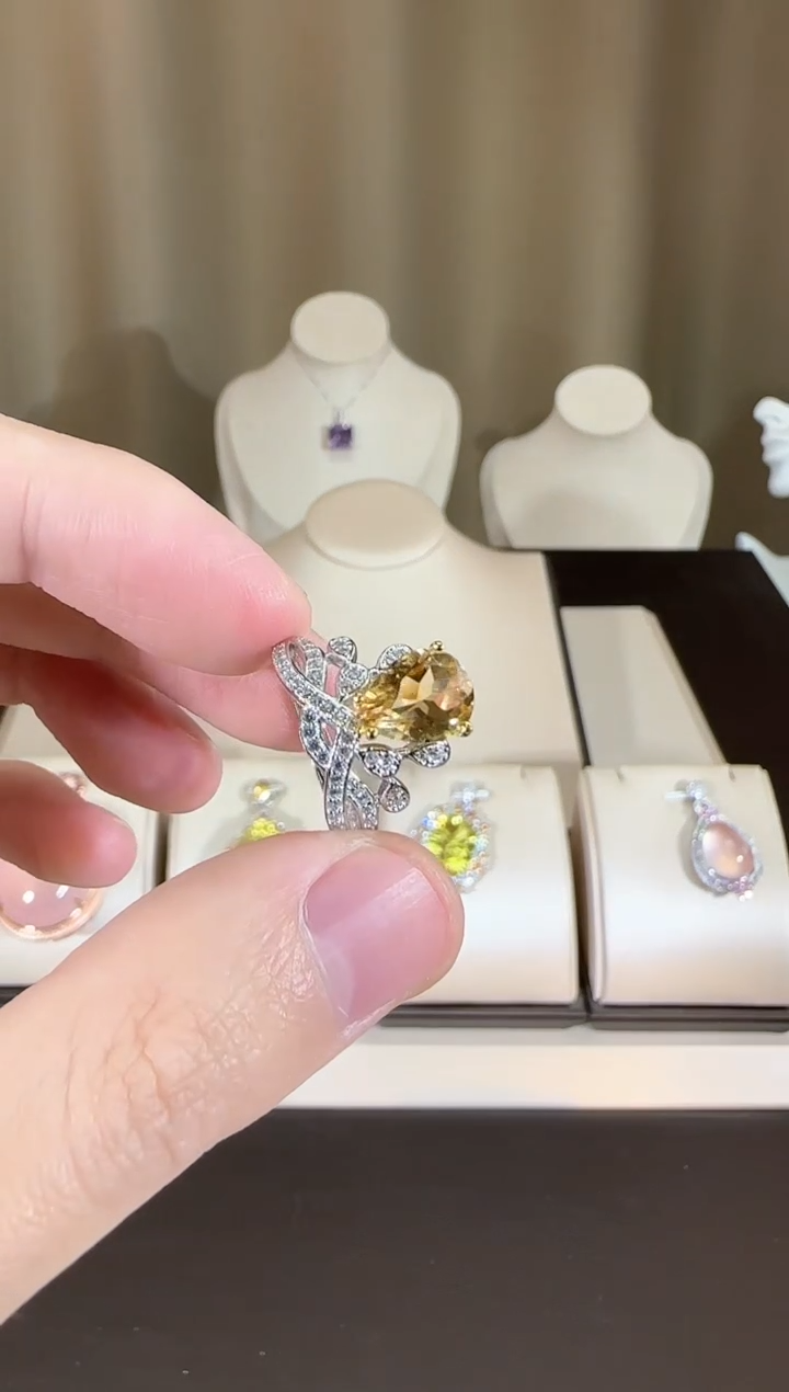 【闪购商品】黄晶戒指银S925镶嵌10*8mm