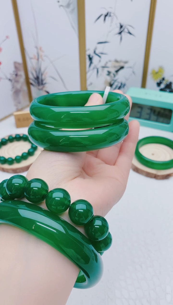 【闪购商品】玛瑙/玉髓手镯未镶嵌玛瑙手镯