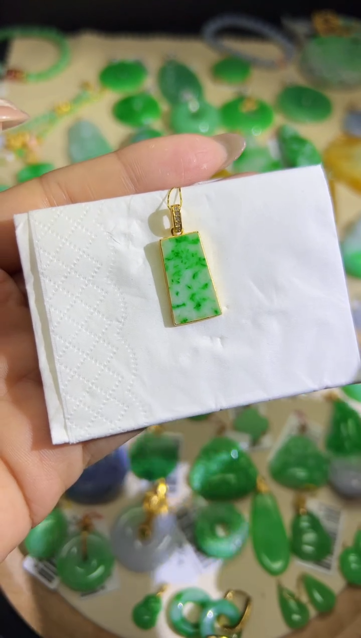 【闪购商品】翡翠颈饰银S925镶嵌Q缅料A货翡翠/支持复检/一件