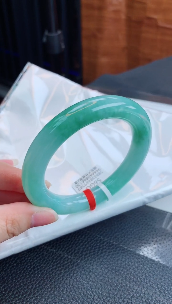 【闪购商品】翡翠手镯未镶嵌缅甸天然翡翠A货手镯