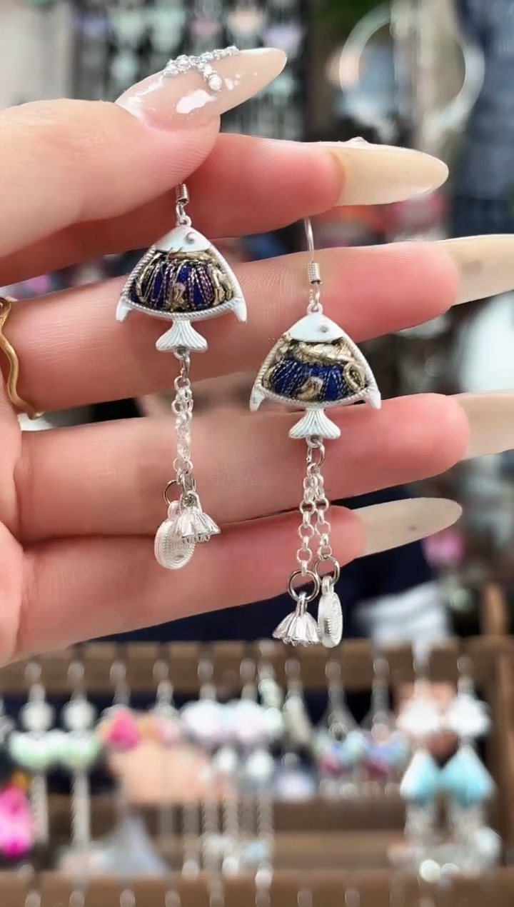 织绣民族风非遗老绣饰品252