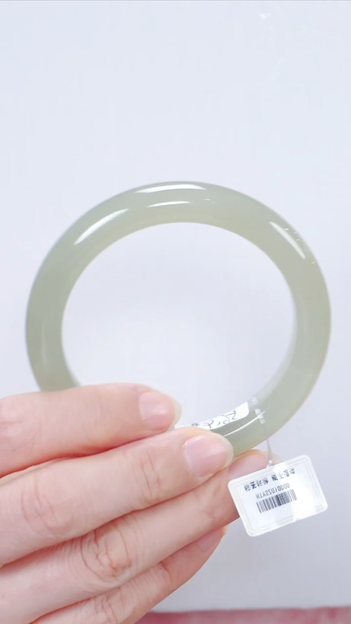 和田玉手镯未镶嵌102【有水线】圈口56.8