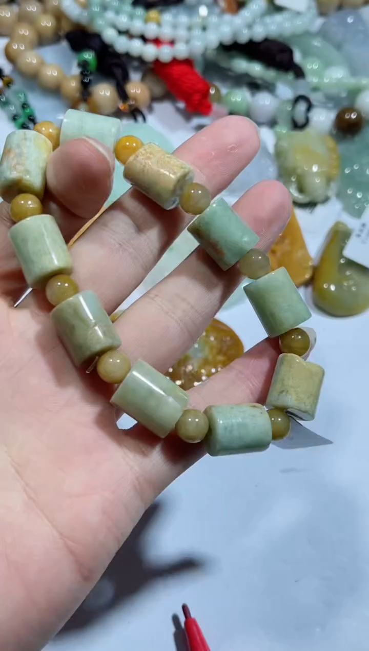 【闪购商品】翡翠吊坠(不含链)未镶嵌00011512