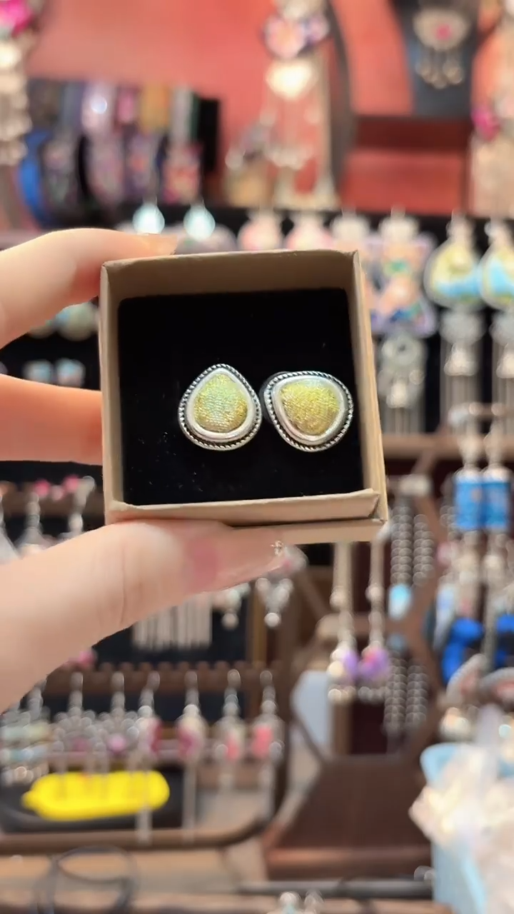 织绣 云织谣民族风精美饰品   144