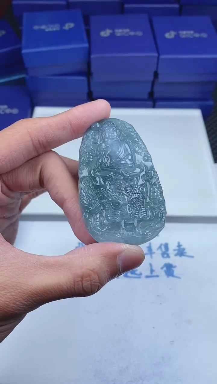 翡翠未镶嵌颈饰111111111