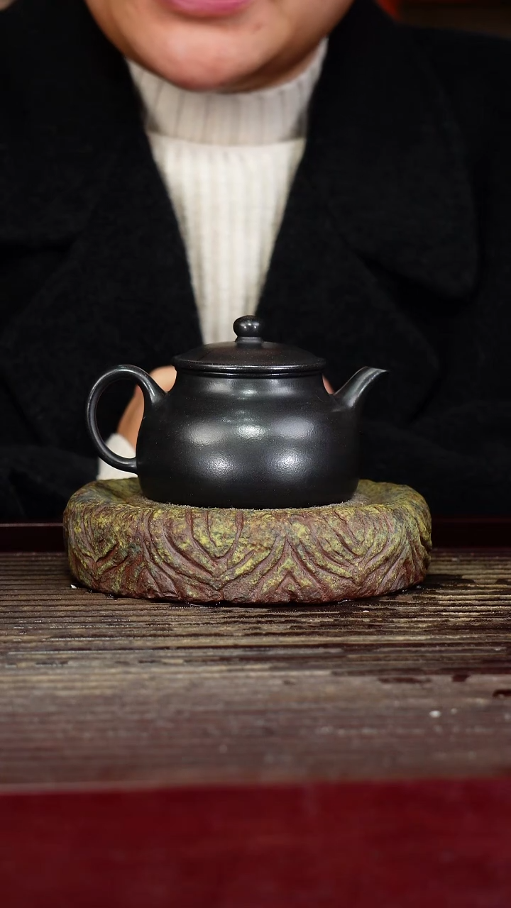 宜兴原矿紫砂壶茶壶宜兴原矿紫砂壶茶壶180C