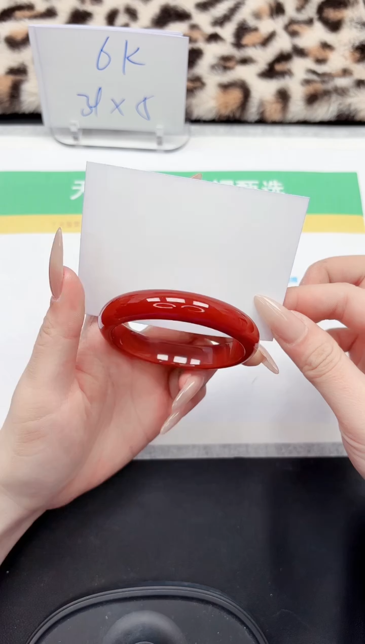 【闪购商品】石英质玉手镯未镶嵌109-54.7