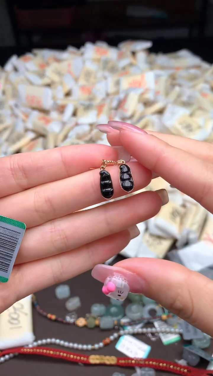 【闪购商品】翡翠耳饰18K金镶嵌—