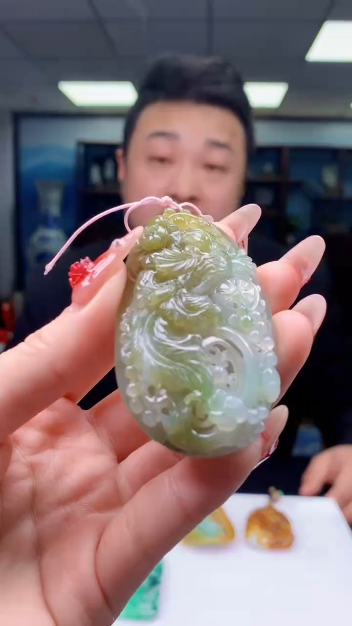 【闪购商品】定制翡翠未镶嵌1052ry-毛货挂件54