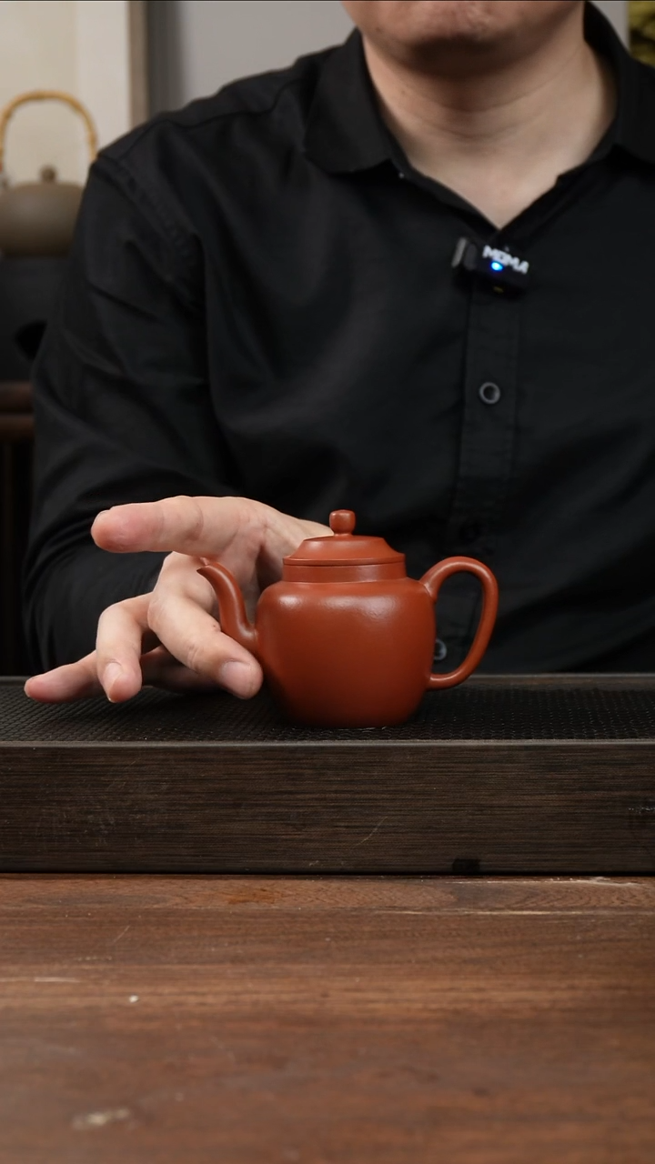 茶杯紫砂M****e朱泥笠帽宫灯     170CC  