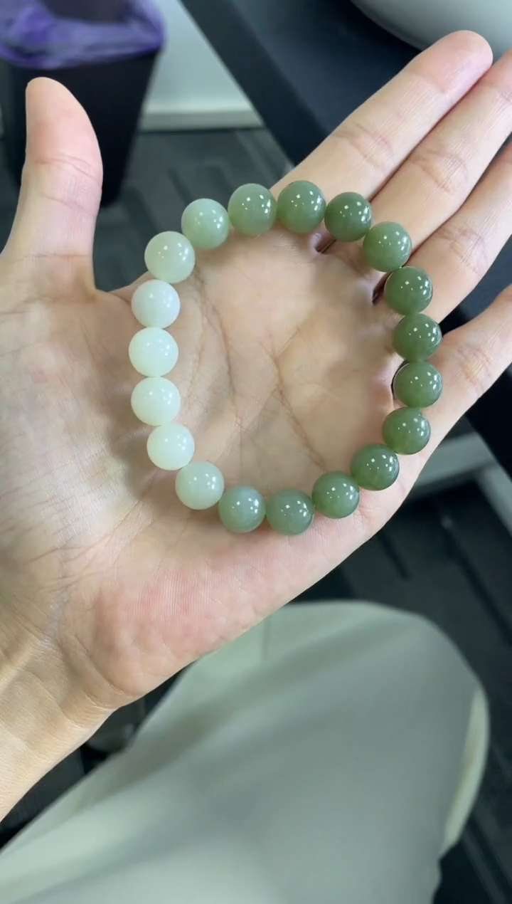 未镶嵌手链和田玉兜****?和田玉珠串