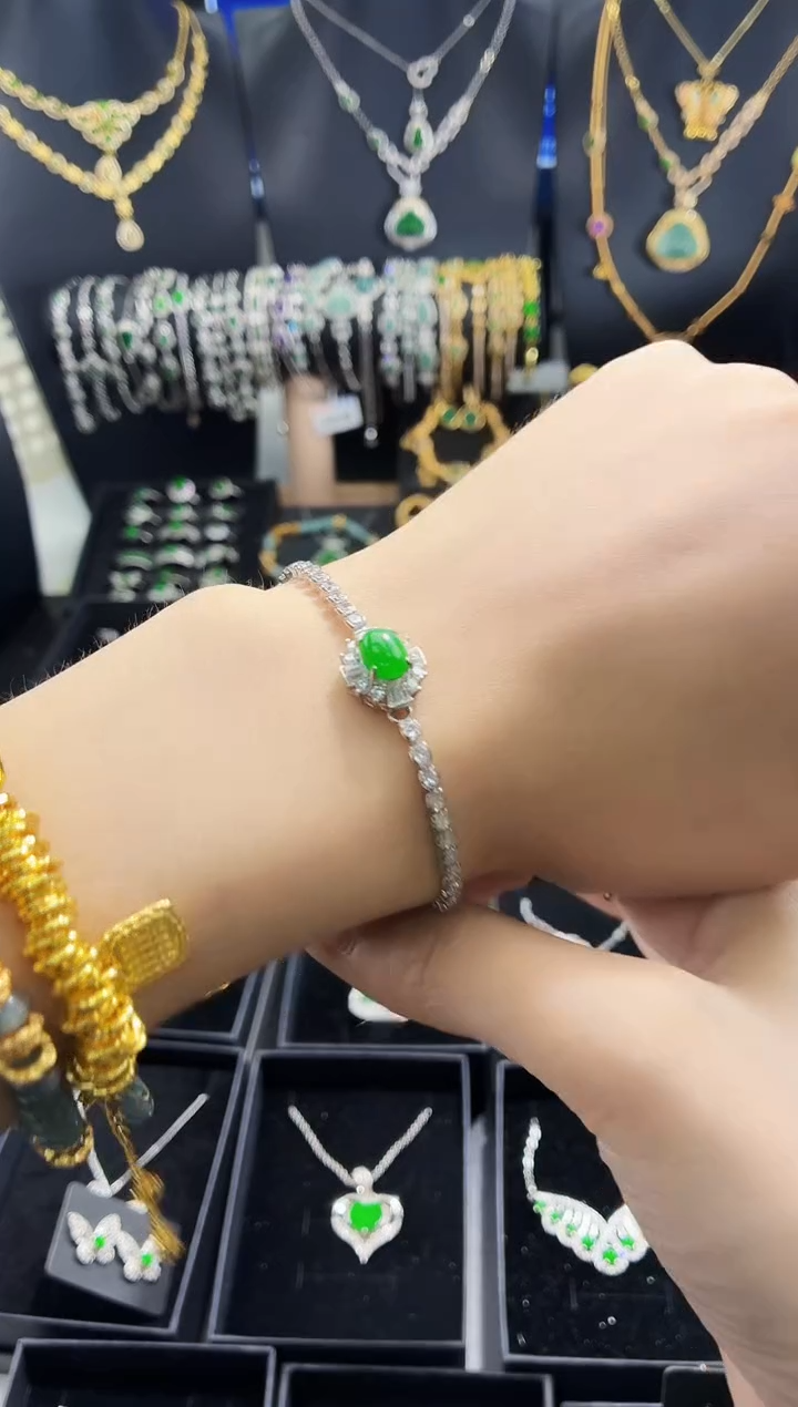 未镶嵌手链翡翠手链