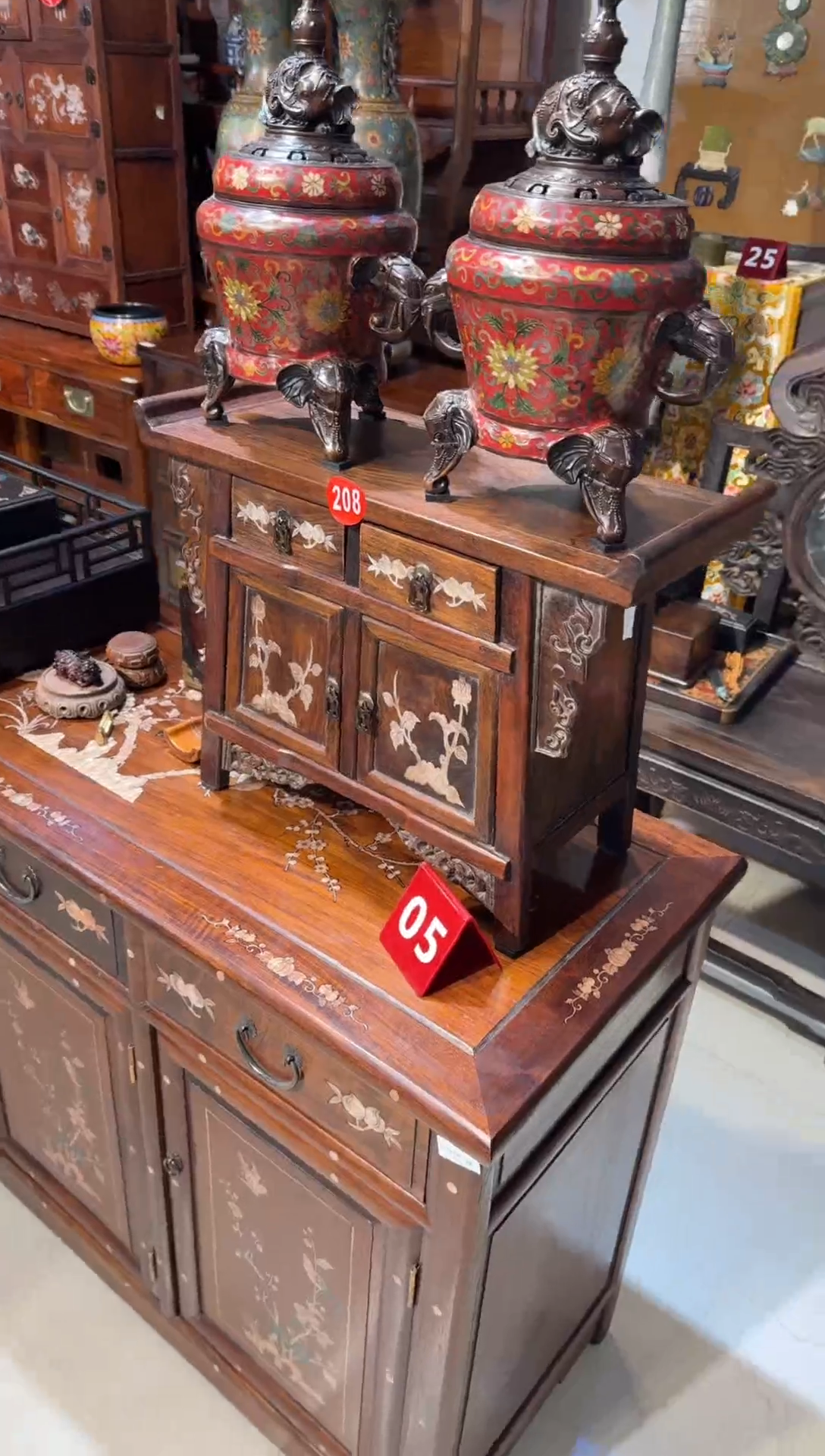 木木头款黄花梨镶嵌小蝴蝶柜880