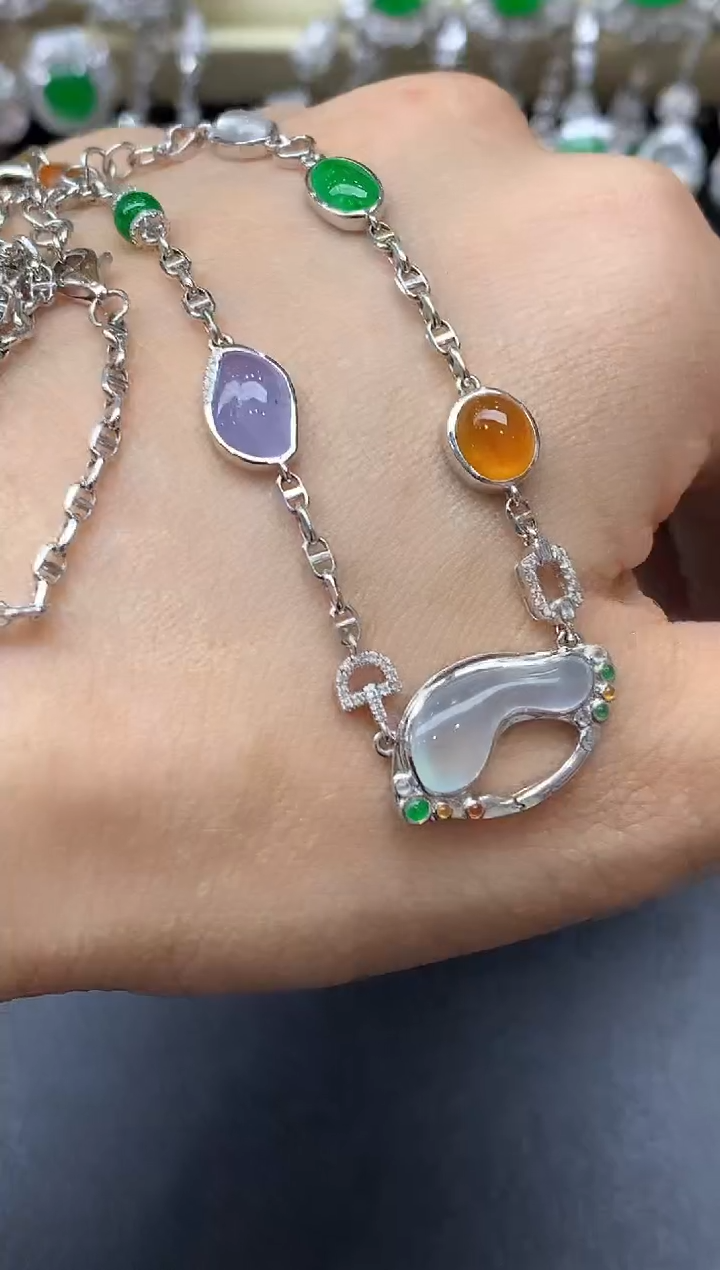 颈饰18K金镶嵌翡翠794中国好珍宝