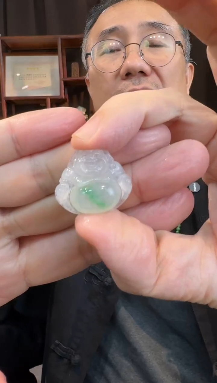 【闪购商品】翡翠吊坠(不含链)未镶嵌佛公