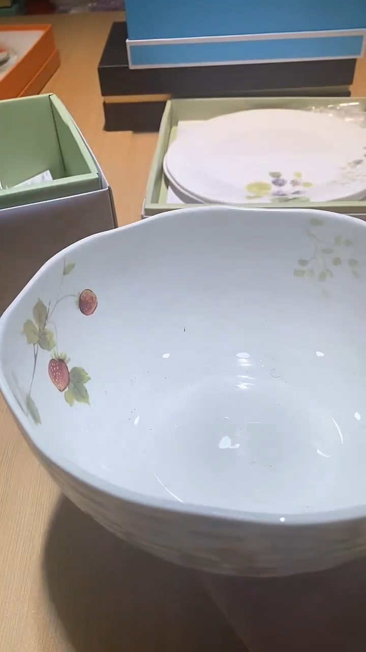 【闪购商品】瓷片锅碗瓢盆一件不剩