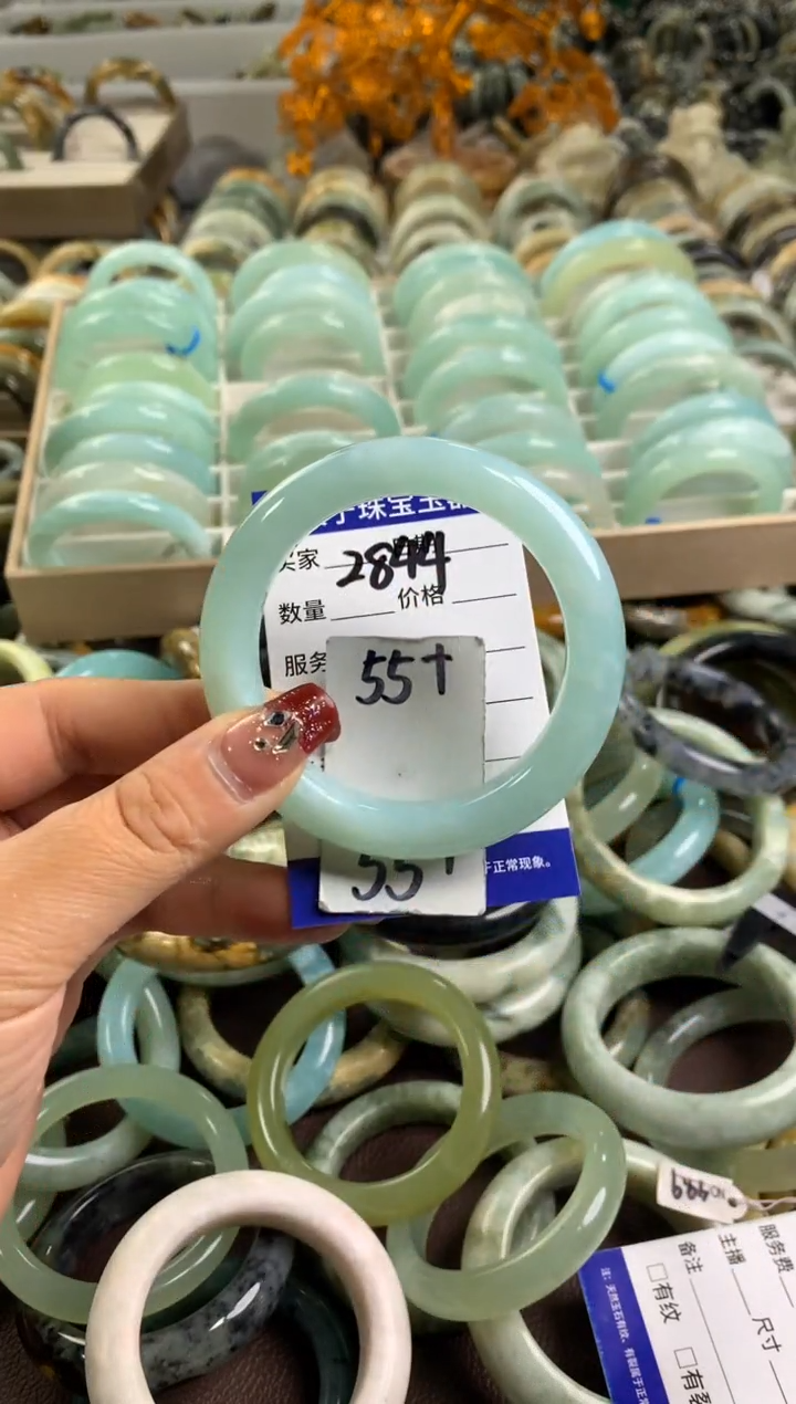 【闪购商品】蛇纹石玉手镯未镶嵌2844