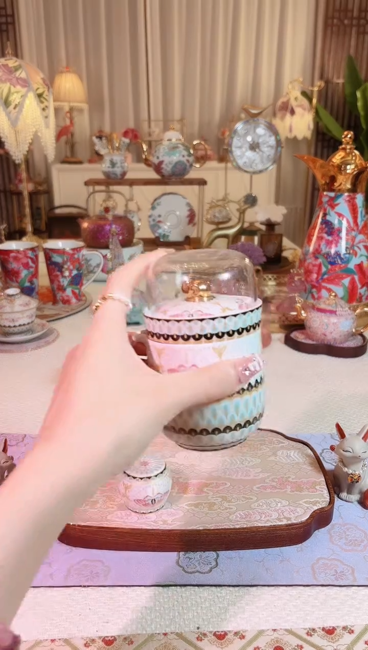 【闪购商品】瓷五言六器 福蝶-瑞象