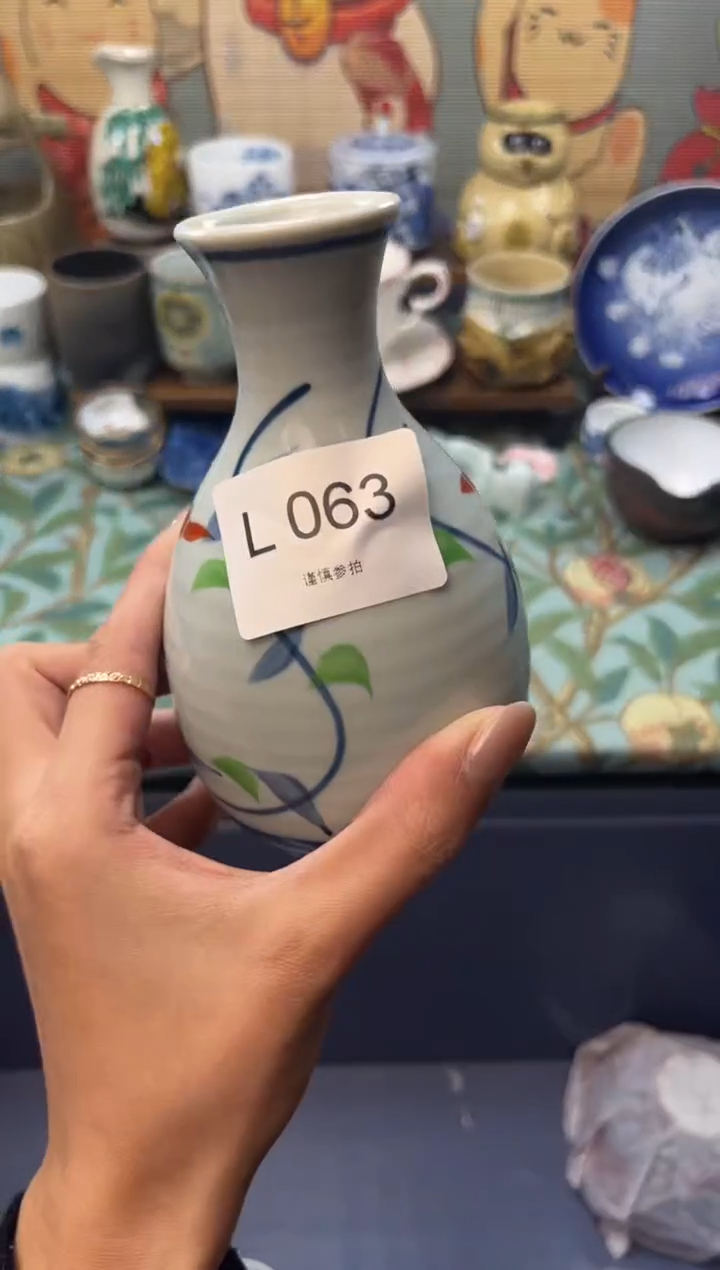 瓷片l***e       L063