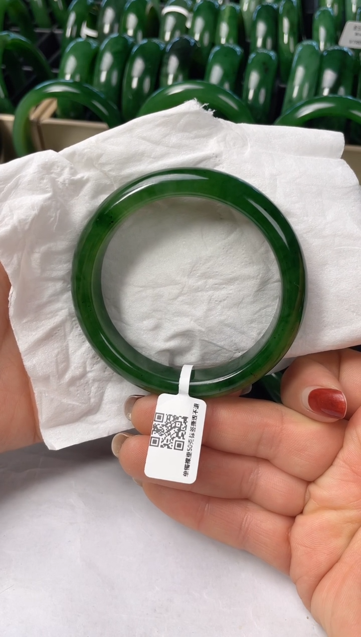 【闪购商品】和田玉（碧玉）手镯未镶嵌碧玉手镯