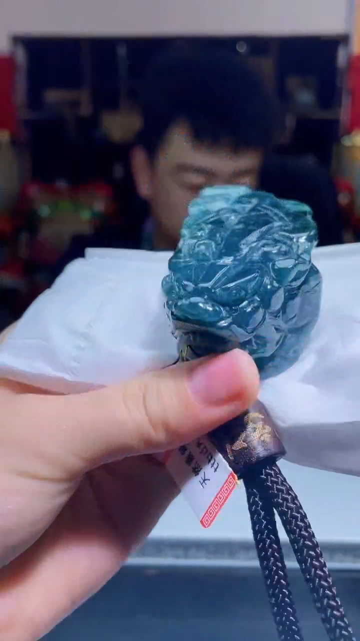 【闪购商品】翡翠吊坠(不含链)未镶嵌Q101