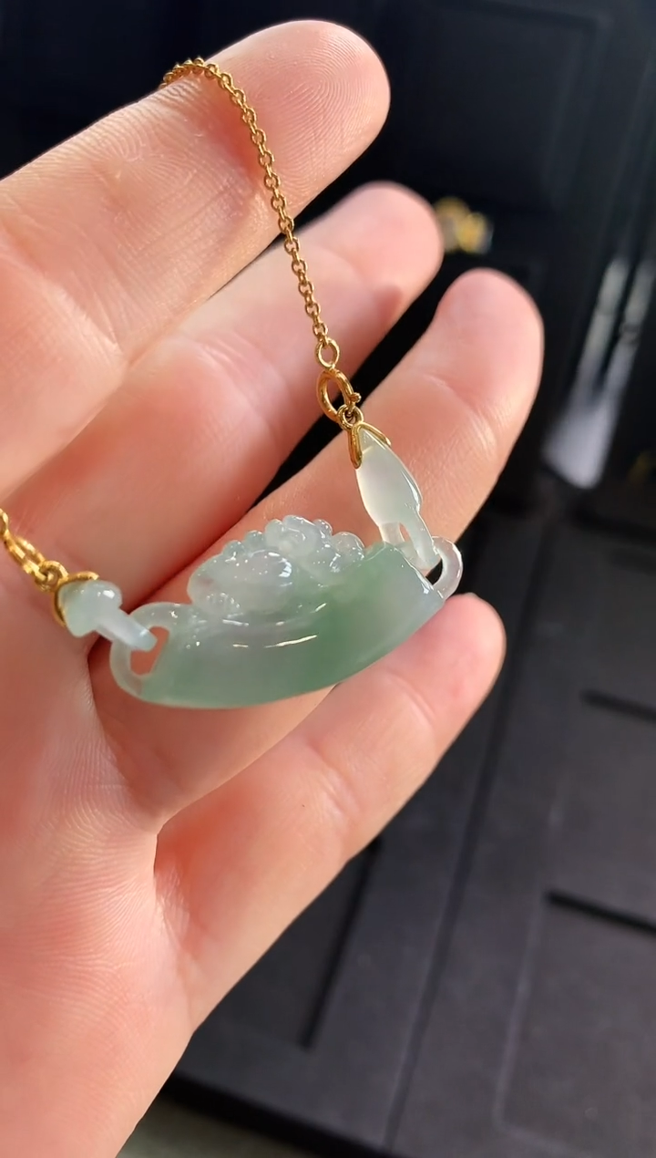 【闪购商品】翡翠颈饰18K金镶嵌吊坠 一体链