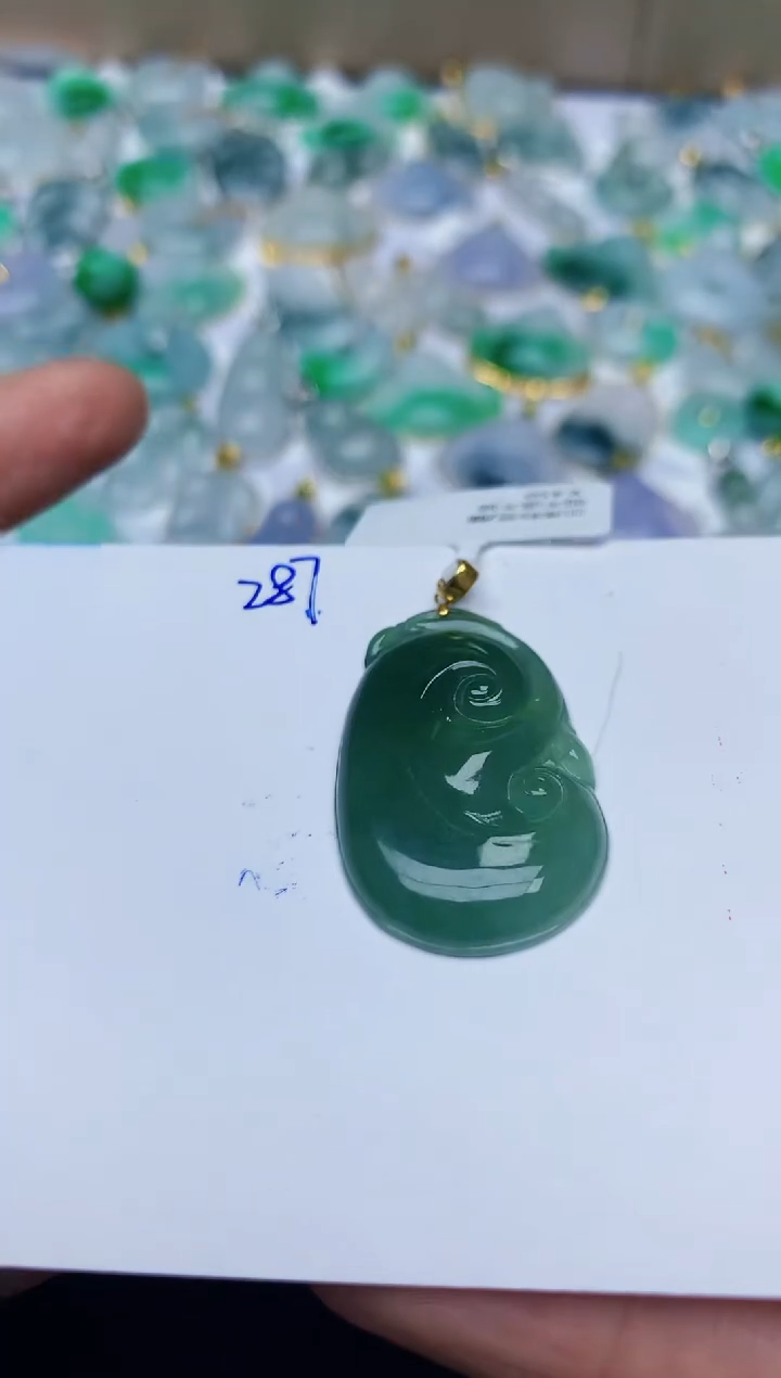 【闪购商品】翡翠颈饰18K金镶嵌天然翡翠A货