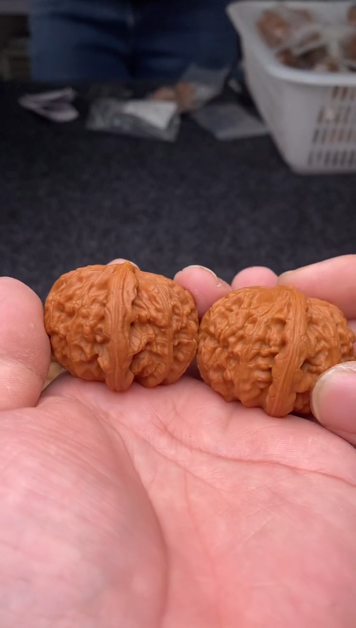 把件文玩核桃B161号43尺白狮子