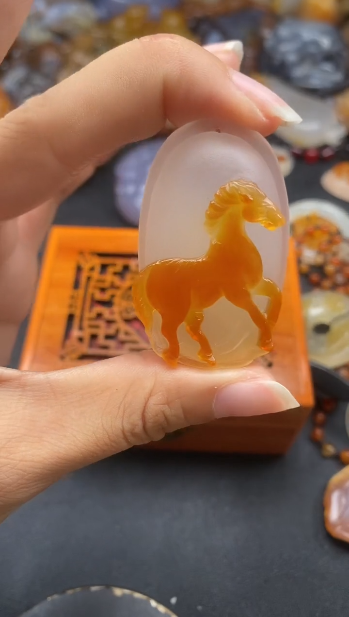 未镶嵌1玛瑙/玉髓落**月ll