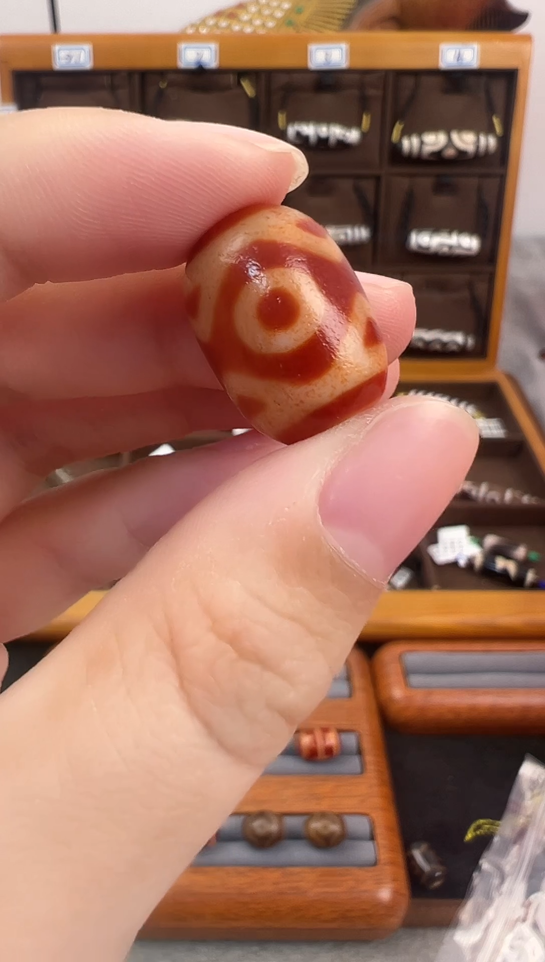 玛瑙/玉髓（覆膜）颈饰未镶嵌102.（微瑕）