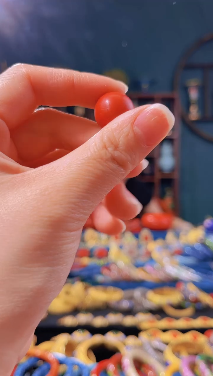 【闪购商品】素漆单珠红色1.6精品