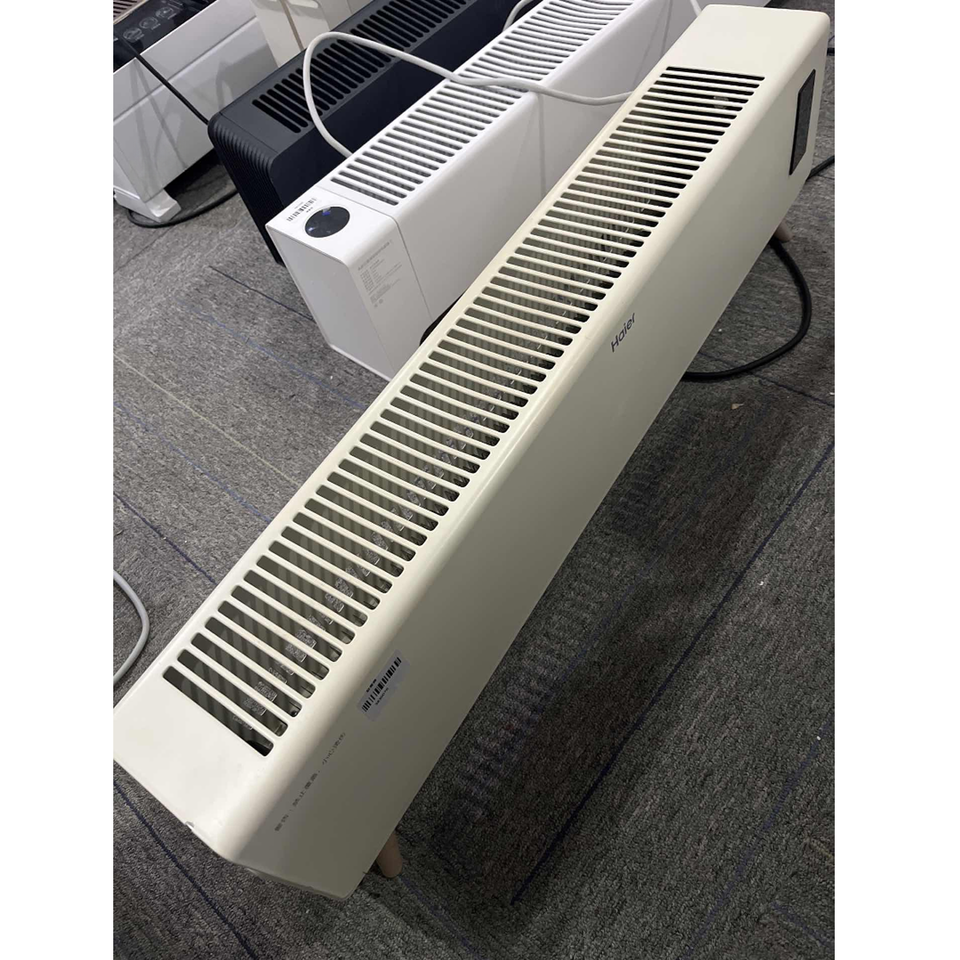 9新 Haier/海尔 【二手】武汉仓取暖器轻微划痕功能完好