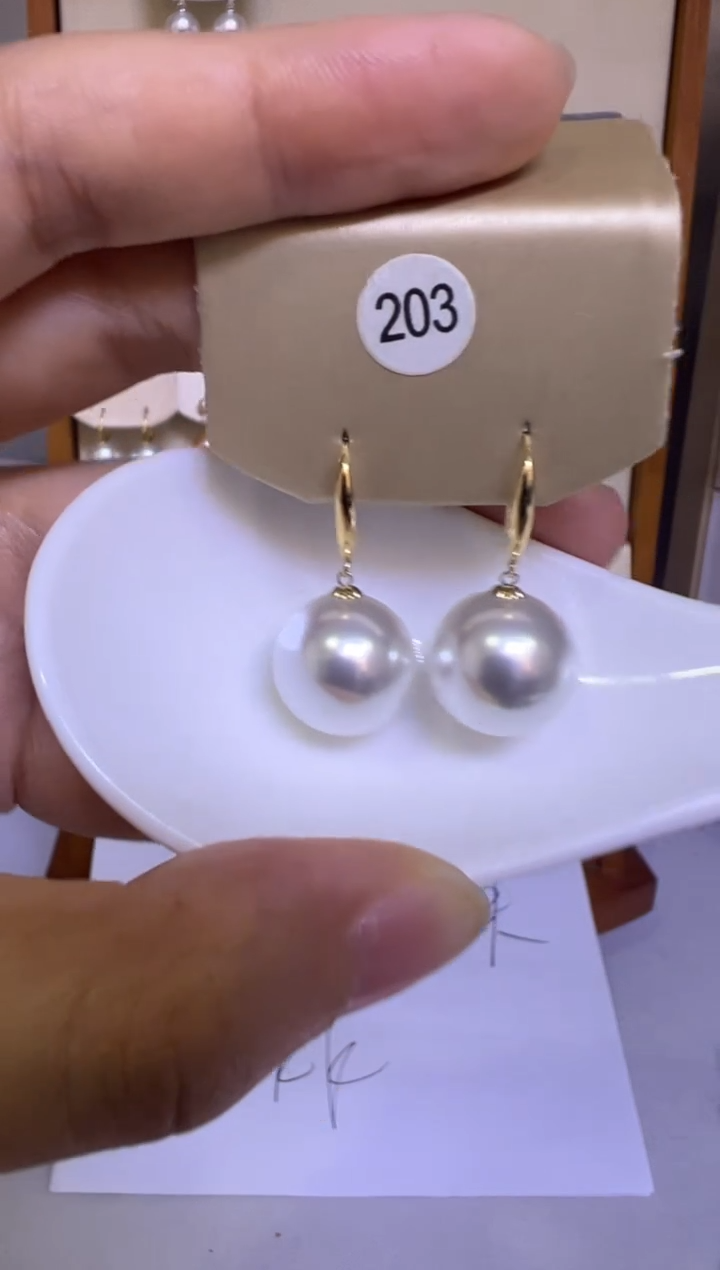 18K金镶嵌耳饰淡水珍珠203