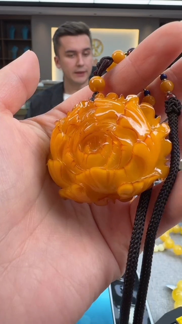 【闪购商品】琥珀颈饰未镶嵌秒拍号103